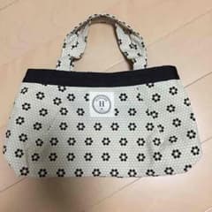 ハンドバッグのサムネイル