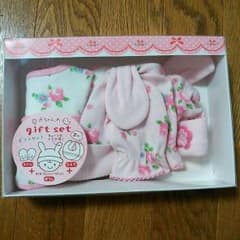 値下げ　新生児セット♡女の子に♡のサムネイル