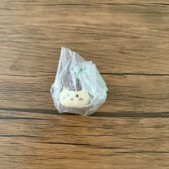 ちいかわ リップキャップマスコット くりまんじゅうのサムネイル