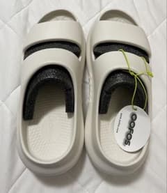 【値下げ】OOFOS OOyea 厚底リカバリーサンダル CHALK M5/W7 値下げ】OOFOS OOyea 厚底リカバリーサンダル CHALK M5/W7 - メルカリ