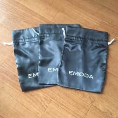 EMODA\♥︎/サテン巾着のサムネイル