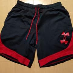 UNDER ARMOUR バスケットボールパンツ ブラック レッドのサムネイル