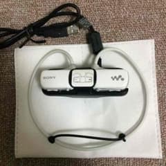minip様専用  WALKMAN NWD-W273 防水 ４Ｇ 中古のサムネイル