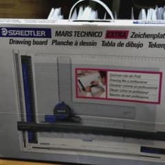 値下げ　STAEDTLER 製図版のサムネイル