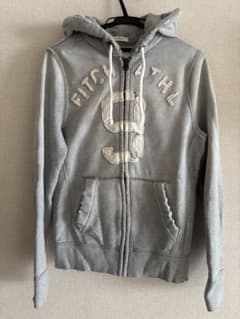 Abercrombie & Fitch グレー パーカーのサムネイル