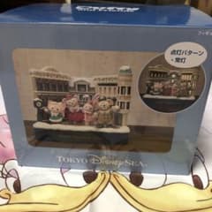 ダッフィー  ウィンタートゥインクルリングタウン　フィギュアのサムネイル