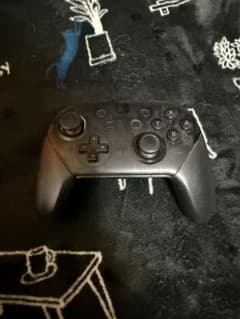 【ジャンク品】Nintendo Switch Pro Controllerのサムネイル