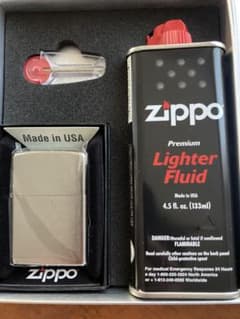 新品未使用　ZIPPO ジッポライター　無印　シルバー　ギフトセットのサムネイル