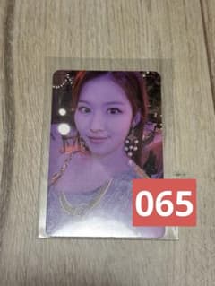 TWICE サナ Taste of Love トレカ 065のサムネイル