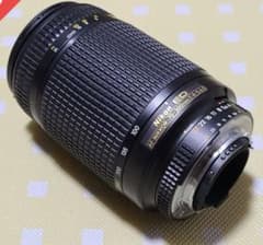 ニコン AF NIKKOR ED 70-300mm F4-5.6D 望遠レンズのサムネイル