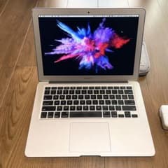 MacBook Air 13インチ i7 8GB SSD500GB ケース付きのサムネイル