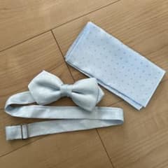 蝶ネクタイ　ポケットチーフ　ライトブルーのサムネイル