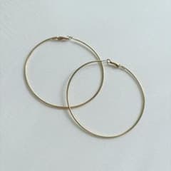 ゴールド フープピアスのサムネイル