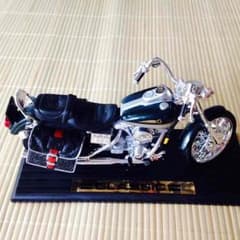 10子様専用 バイク模型のサムネイル