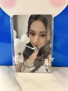 TWICE Baby LOVELYSシリコンライト ツウィ トレカ付き - メルカリ