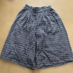幾何学模様 ガウチョパンツ 黒と白のサムネイル