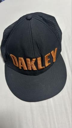 OAKLEY ブラックキャップ OAKLEY刺繍のサムネイル