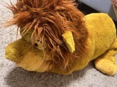 ディズニー ライオンキング シンバ 抱き枕 大人シンバ