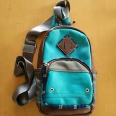 かわいいボディバッグのサムネイル