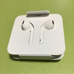 iPhone8 純正イヤホン＆アダプターのサムネイル
