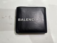 4*様 BALENCIAGA ブラック 二つ折り財布のサムネイル
