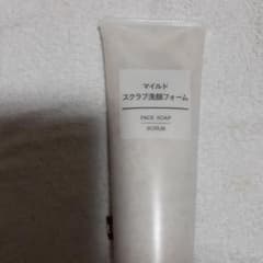 無印良品 マイルドスクラブ洗顔フォームのサムネイル