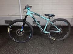 m51404459426_1.jpg?1712814290