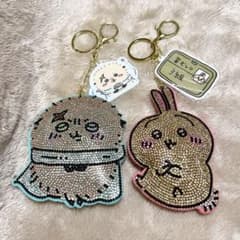 ちいかわ うさぎ ラッコ ラインストーンキーホルダー キーチャーム しまむらのサムネイル