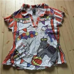美品☆サーカス柄プリントシャツのサムネイル