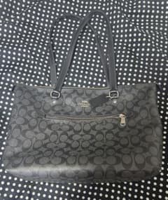 COACH シグネチャー柄 トートバッグ A4収納可 - メルカリ