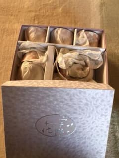 宇野千代、急須と湯飲みセットのサムネイル