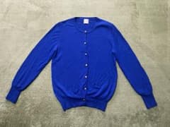 Tiara ボタン付き青ニットカーディガンのサムネイル