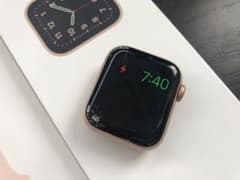 Apple Watch SE A2355 40mm セルラーモデルのサムネイル