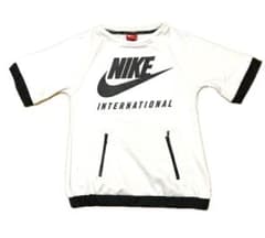 新品 完売 切り替え 白石麻衣着用 ナイキ 半袖 トレーナー スウェット 白石麻衣着用】希少レア完売 Mサイズ ナイキ 半袖トレーナー