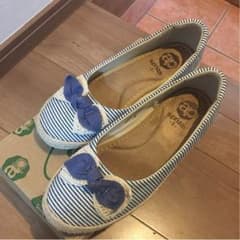 ウェッジパンプス、フラットシューズのサムネイル
