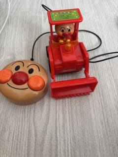 アンパンマン リモコンカー 赤