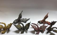 モンスターハンター リオレウス、リオレイア5体セットのサムネイル