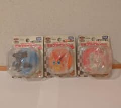 モンコレ　劇場限定　ゼクロム　レシラム　ビクティニ　クリアバージョン　匿名配送 モンコレ 劇場限定 ゼクロム レシラム ビクティニ クリアバージョン