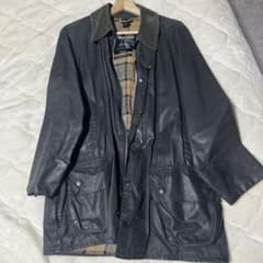 Barbour BEAUFORT ブラック オイルジャケットのサムネイル