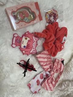 すとぷり　莉犬くん　缶バッチ　シュシュ　鏡　スマホリング　リボンのサムネイル