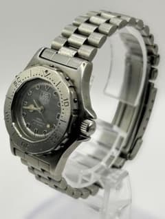 タグホイヤー 3000　プロフェッショナル レディース　稼働品　デイトのサムネイル