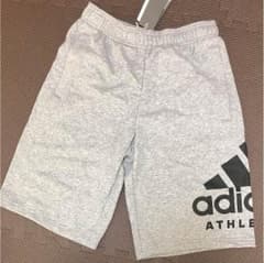 adidas☆ハーフパンツのサムネイル