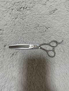 切れ味Good♪理美容師サロン用セニングシザーすきばさみ☆トリマー