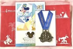 ディズニー　ワインメダル　２０周年のサムネイル