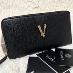 【新品同様】 ヴェルサーチ ロングウォレット Vマーク ブラック m51489903689_1.jpg?1784070495