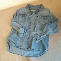 【YSTRさん専用】Gap 柔らかデニムシャツのサムネイル