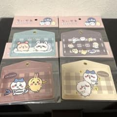 ちいかわ　窓付きカードケース　4個セット　seriaのサムネイル
