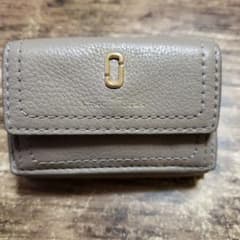 MARC JACOBS 三つ折り財布のサムネイル