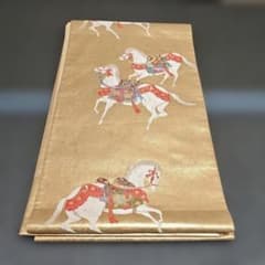 袋帯 金地 駒柄 織り出し 本金箔 【中古品】のサムネイル