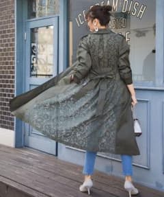 【マィマィ様専用】バックレーストレンチコートのサムネイル